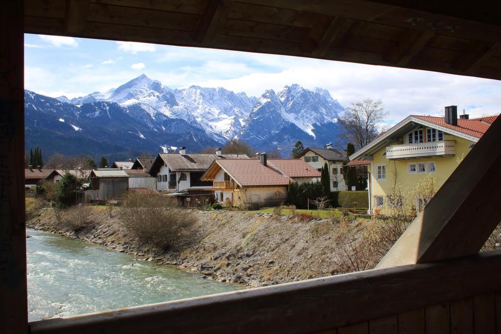 Landhaus Alpenblick Lejlighed Garmisch-Partenkirchen Værelse billede